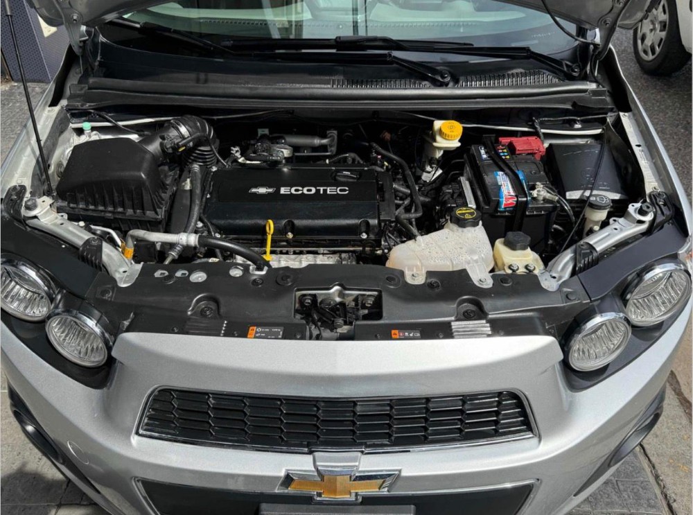 Chevrolet Sonic LTz — foto 10